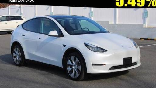 TESLA MODEL Y 2021 5YJYGDEE2MF076384 image